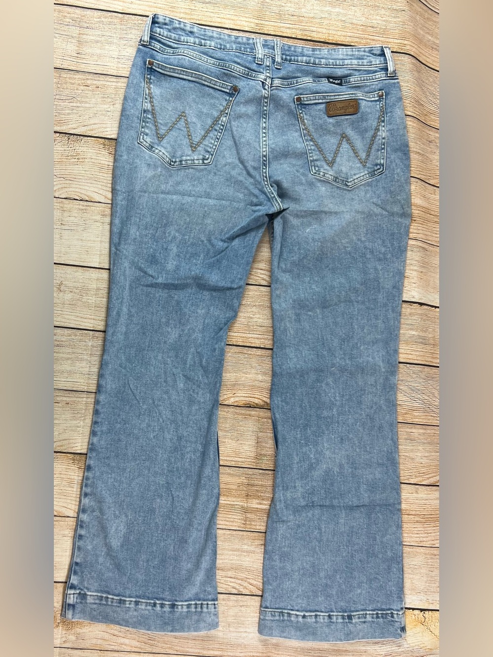 Wrangler Women's Blue Wide Leg Jeans